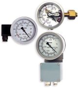 AKM 38750/38920/38960 Moniteur de Grande Densité du Gaz